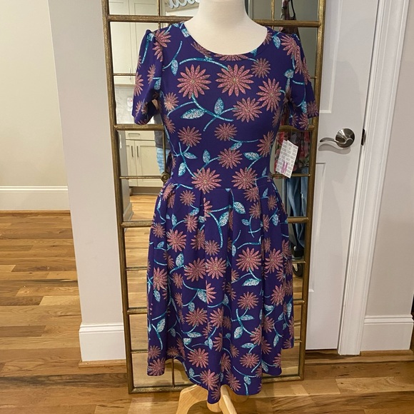 NWT LuLaRoe Amelia Dress - Picture 1 of 5